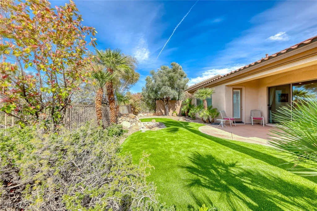 14 Hunt Valley, Henderson, NV 89052