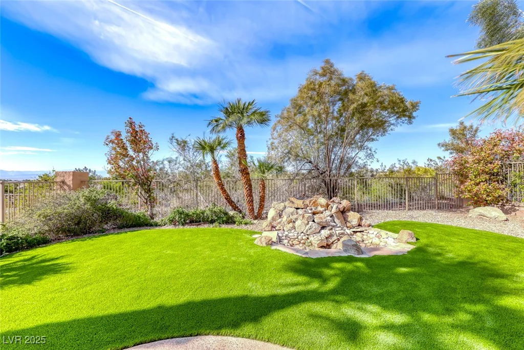 14 Hunt Valley, Henderson, NV 89052