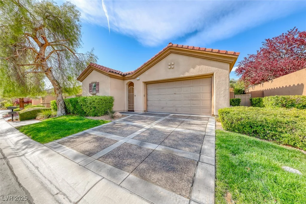 14 Hunt Valley, Henderson, NV 89052