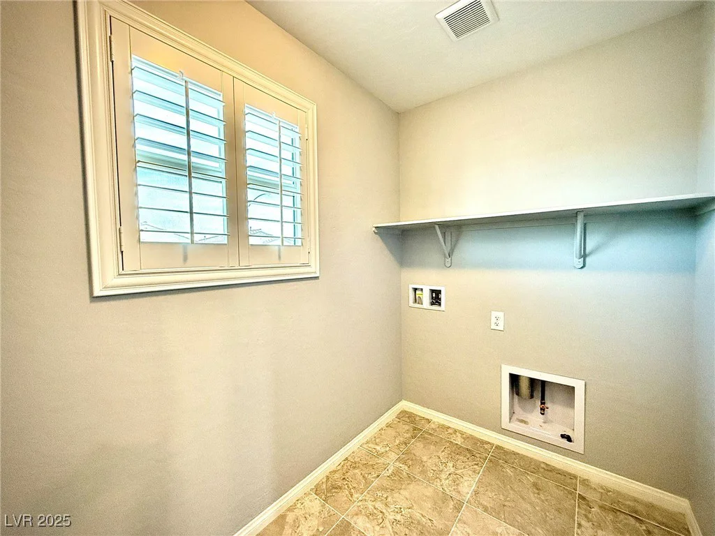6639 Ivory Dove, Las Vegas, NV 89148
