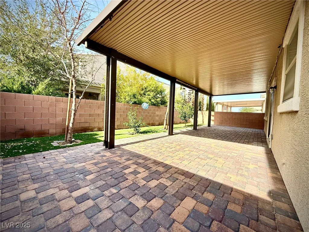 6639 Ivory Dove, Las Vegas, NV 89148