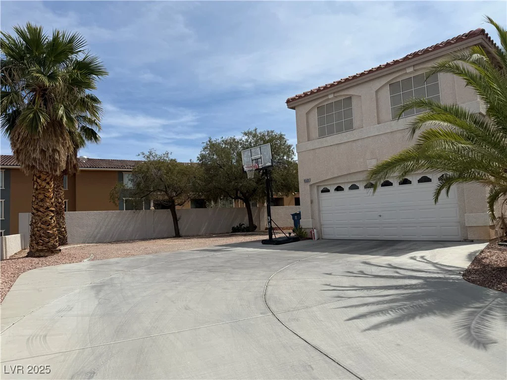 9509 Arrowhead Falls, Las Vegas, NV 89148
