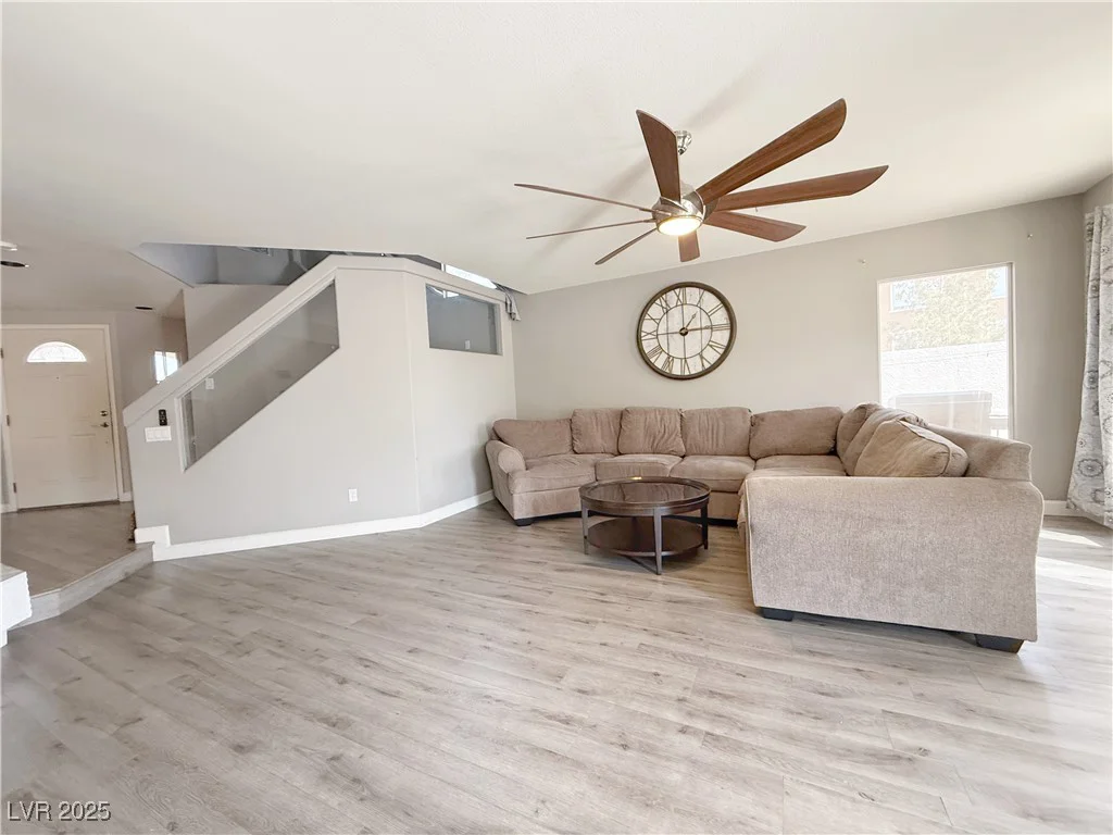 9509 Arrowhead Falls, Las Vegas, NV 89148