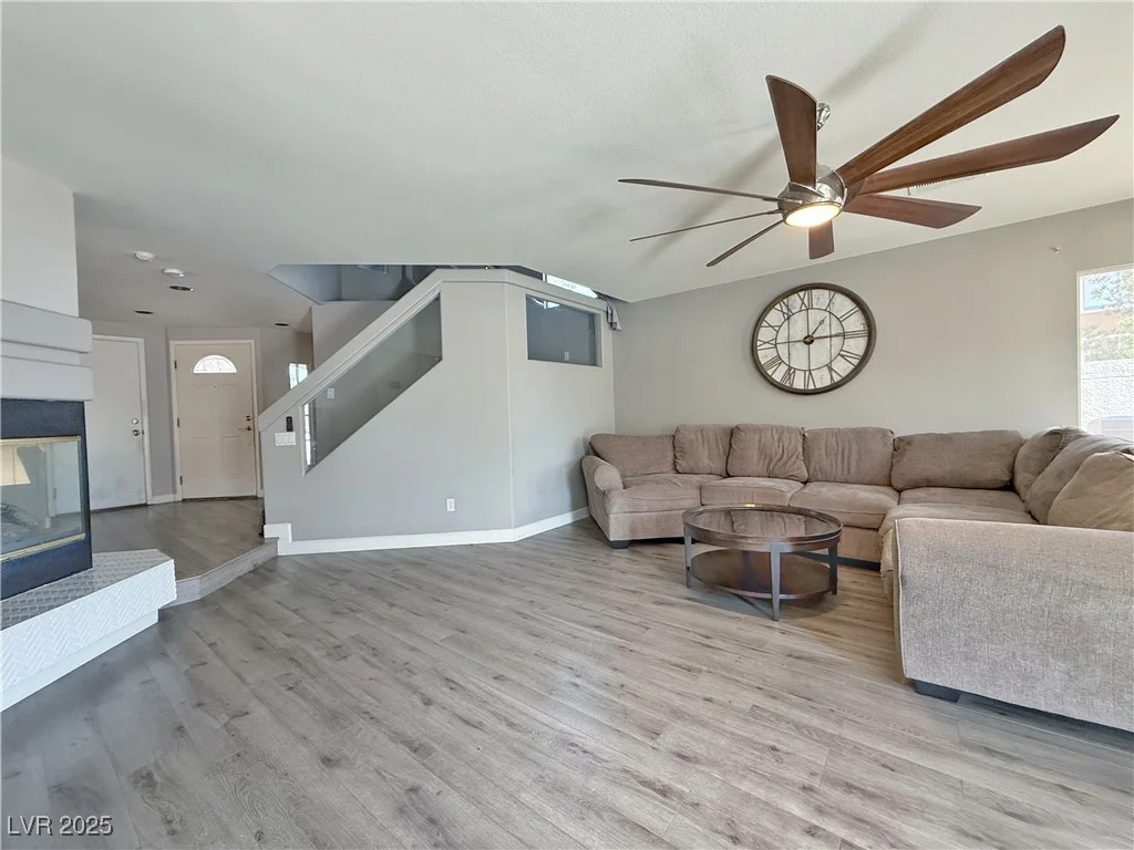 9509 Arrowhead Falls, Las Vegas, NV 89148