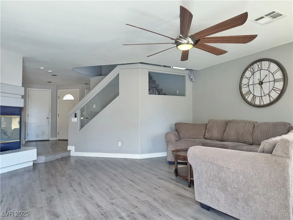 9509 Arrowhead Falls, Las Vegas, NV 89148