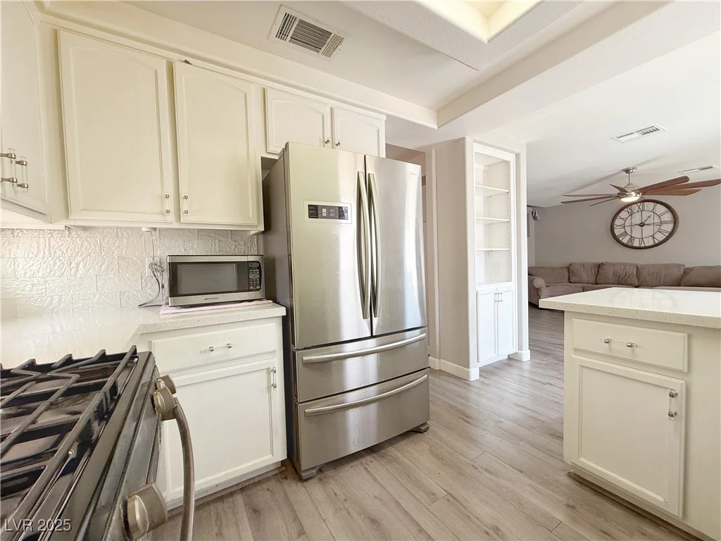 9509 Arrowhead Falls, Las Vegas, NV 89148