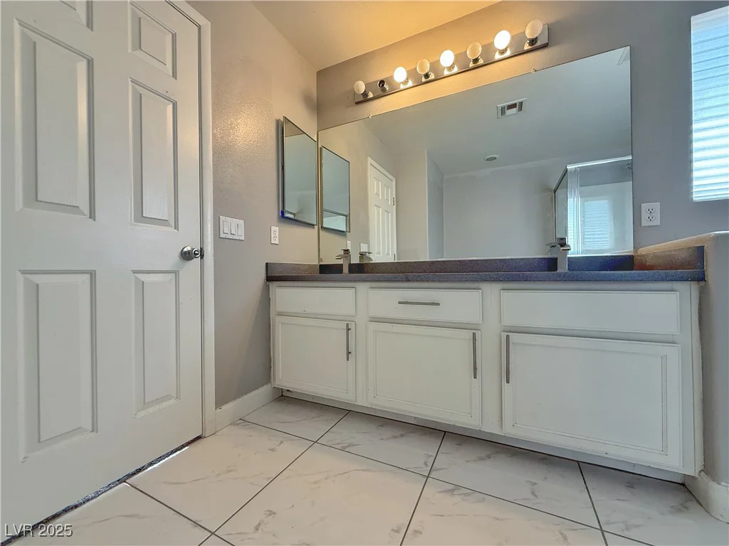 9509 Arrowhead Falls, Las Vegas, NV 89148