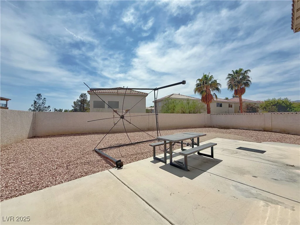 9509 Arrowhead Falls, Las Vegas, NV 89148