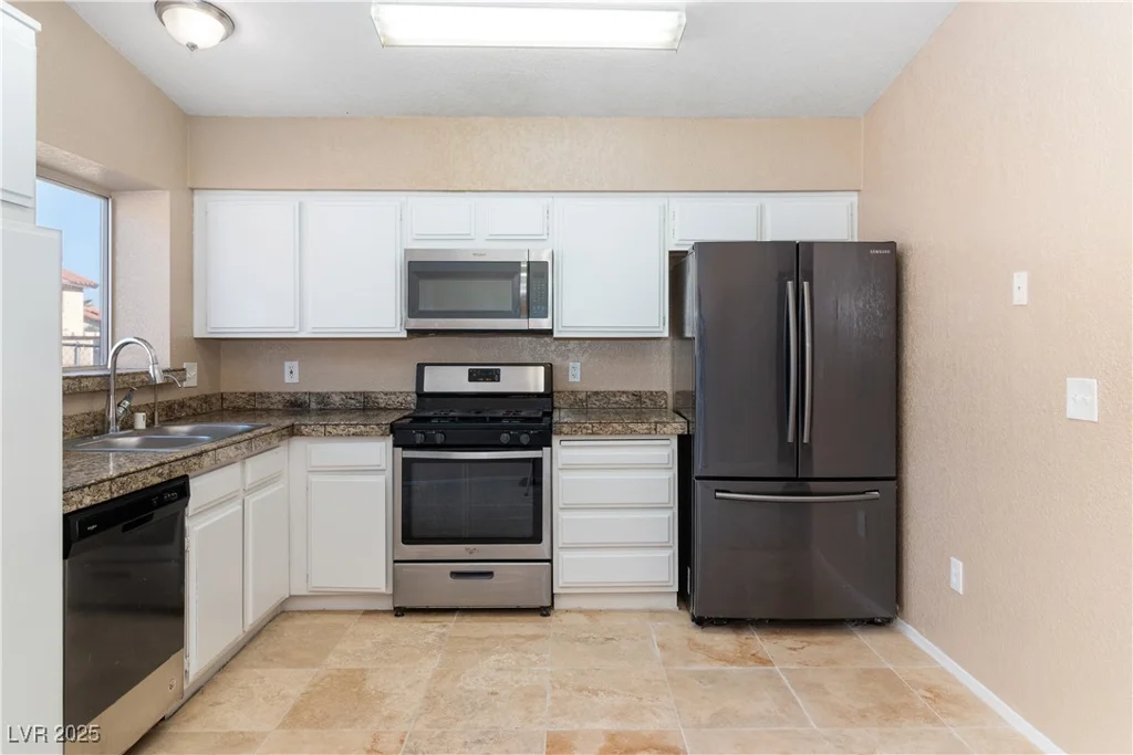 1775 Esteban, Laughlin, NV 89029