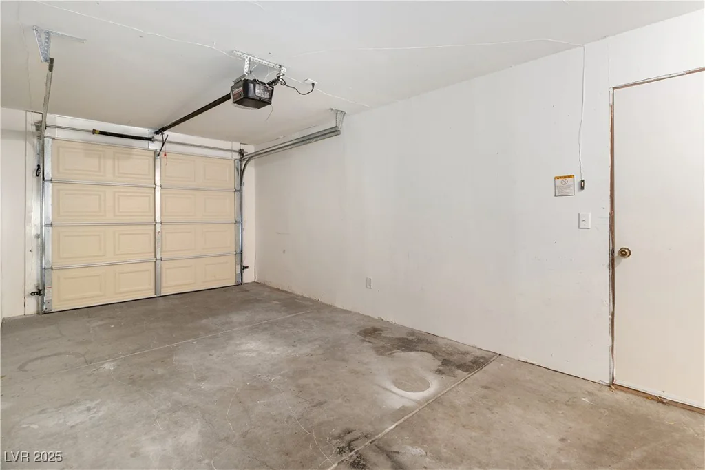 1775 Esteban, Laughlin, NV 89029