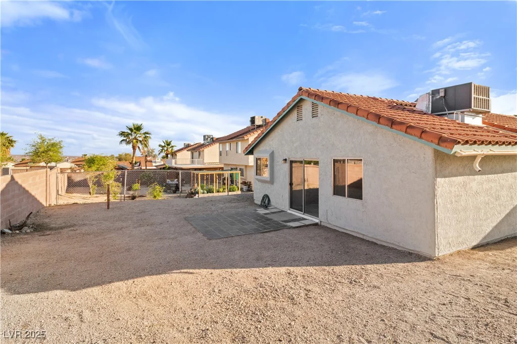 1775 Esteban, Laughlin, NV 89029