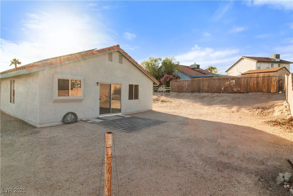 1775 Esteban, Laughlin, NV 89029