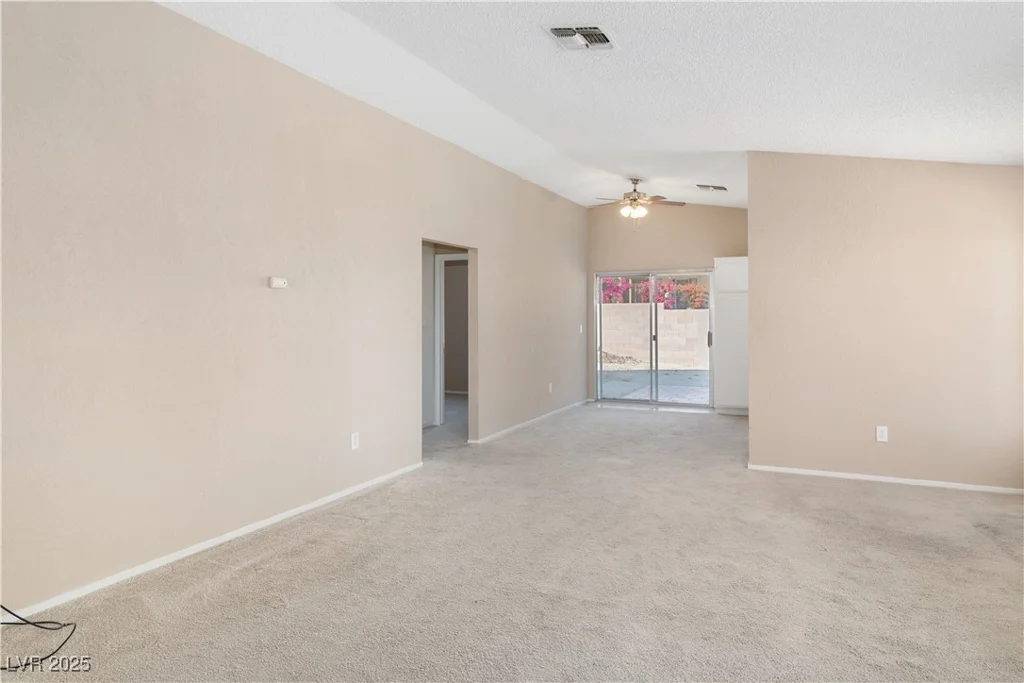 1775 Esteban, Laughlin, NV 89029