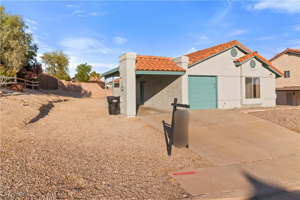 1775 Esteban, Laughlin, NV 89029