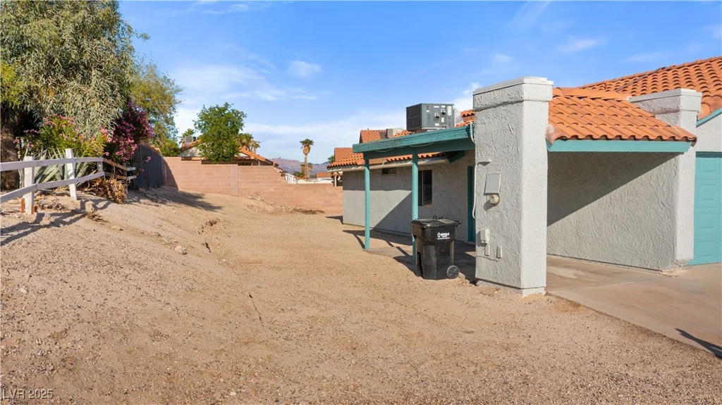 1775 Esteban, Laughlin, NV 89029
