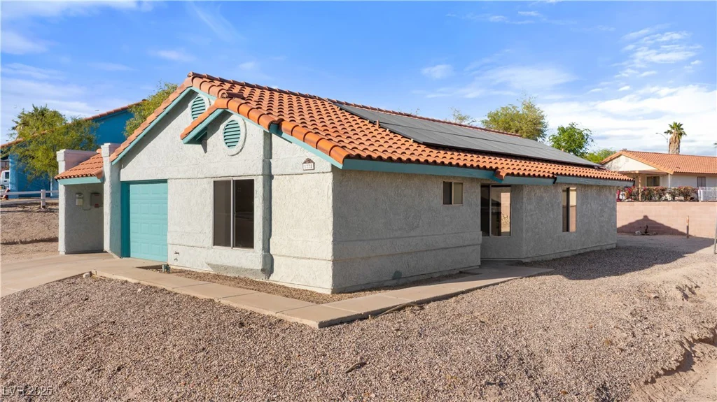 1775 Esteban, Laughlin, NV 89029