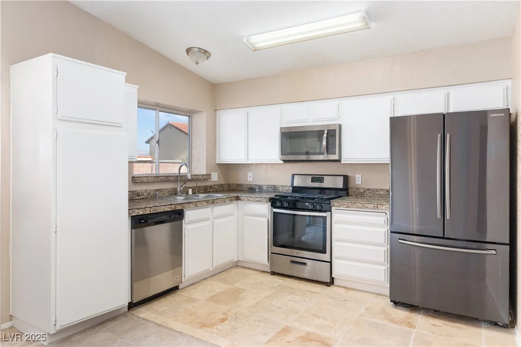 1775 Esteban, Laughlin, NV 89029