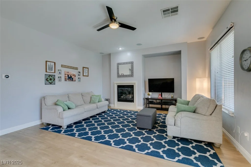 7256 Bugler Swan, North Las Vegas, NV 89084