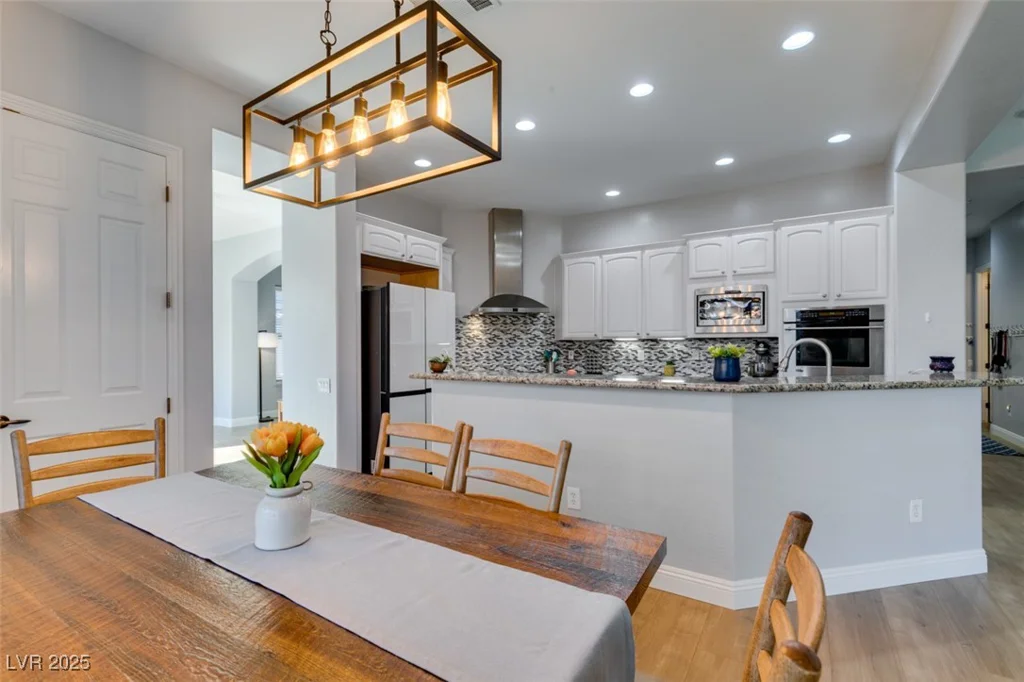 7256 Bugler Swan, North Las Vegas, NV 89084
