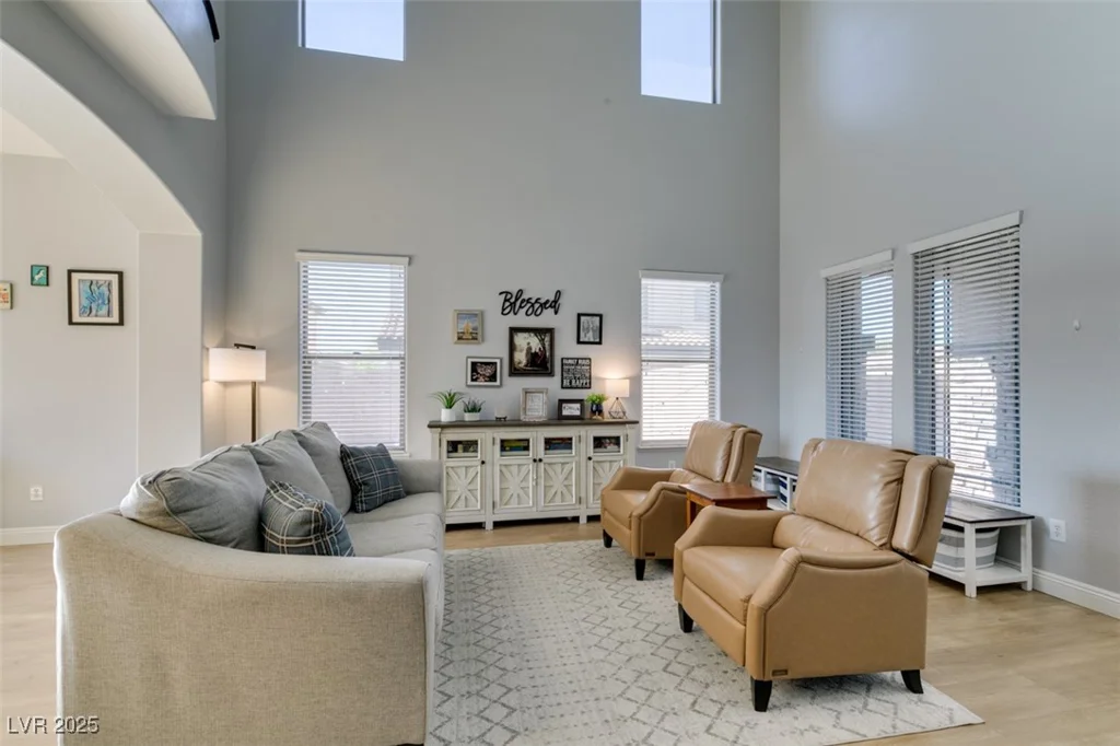 7256 Bugler Swan, North Las Vegas, NV 89084