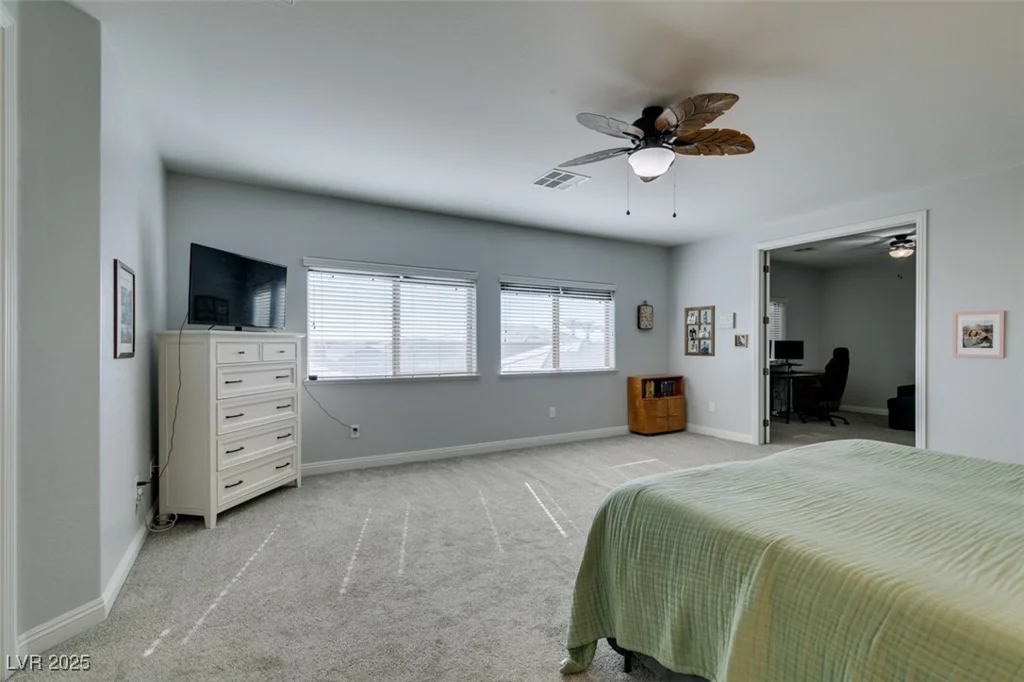 7256 Bugler Swan, North Las Vegas, NV 89084