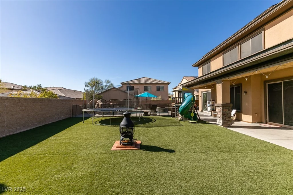7256 Bugler Swan, North Las Vegas, NV 89084