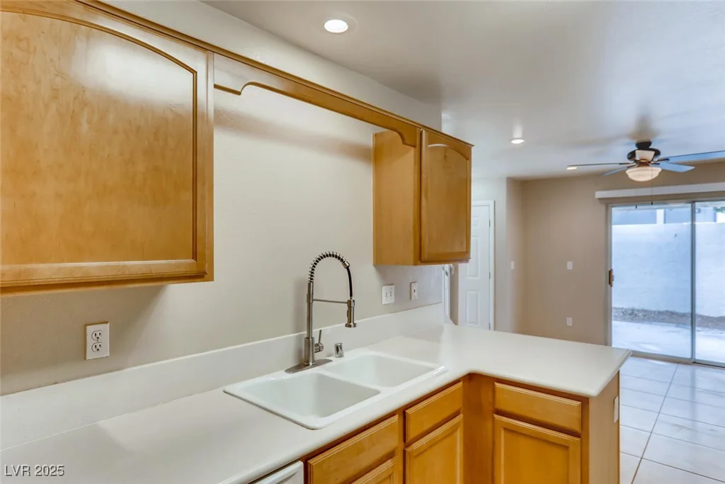 447 Temple Canyon, Henderson, NV 89074
