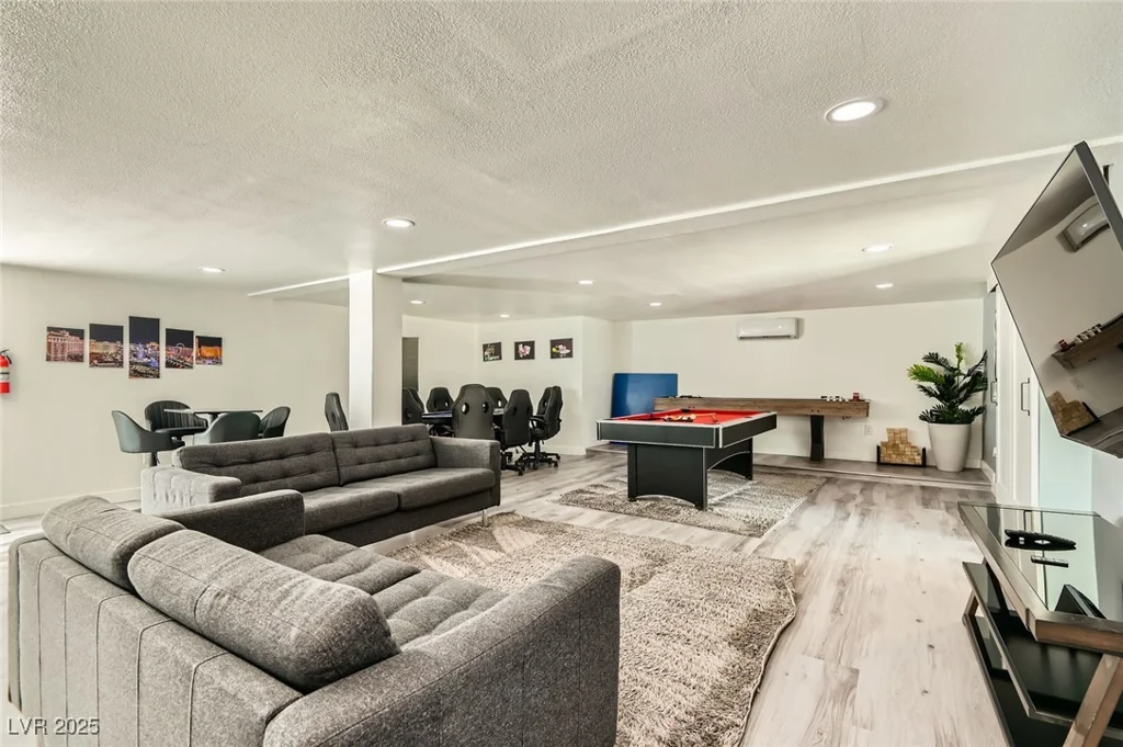 2520 Castlesands, Las Vegas, NV 89121