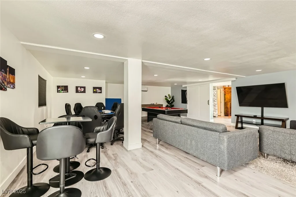 2520 Castlesands, Las Vegas, NV 89121