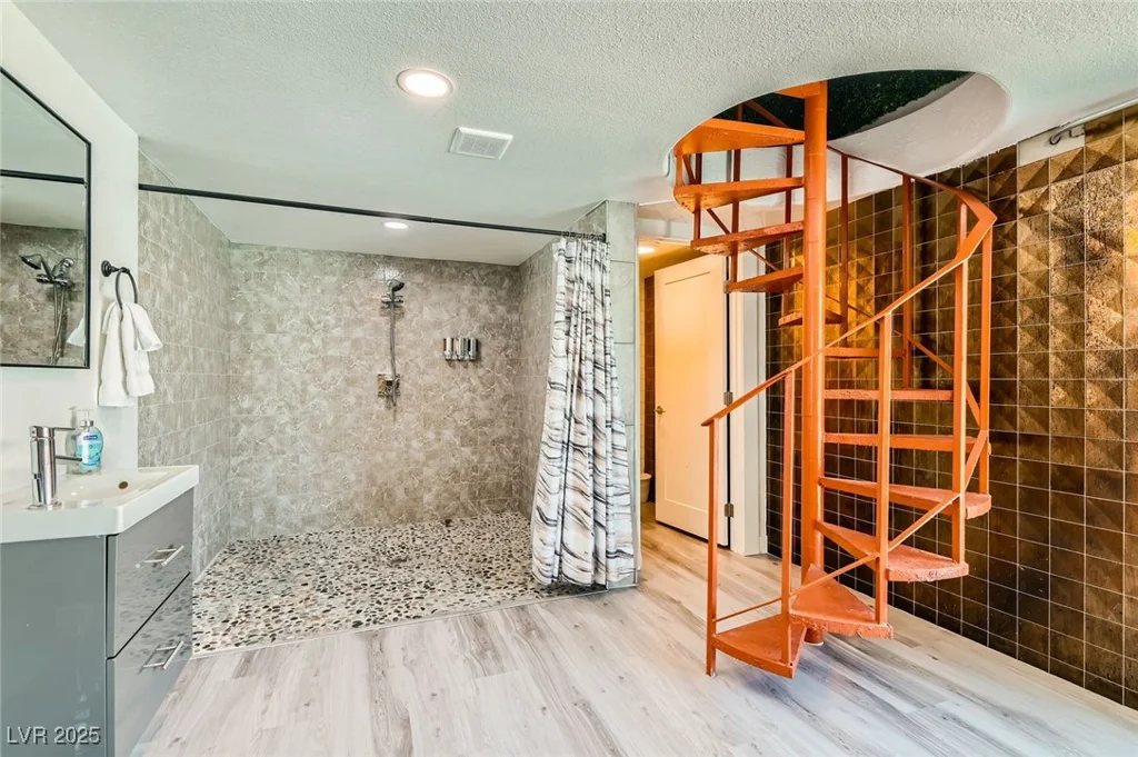 2520 Castlesands, Las Vegas, NV 89121