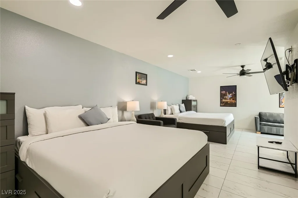 2520 Castlesands, Las Vegas, NV 89121