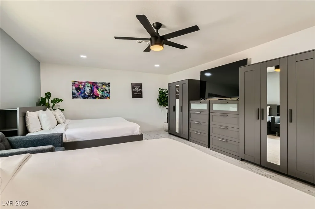 2520 Castlesands, Las Vegas, NV 89121