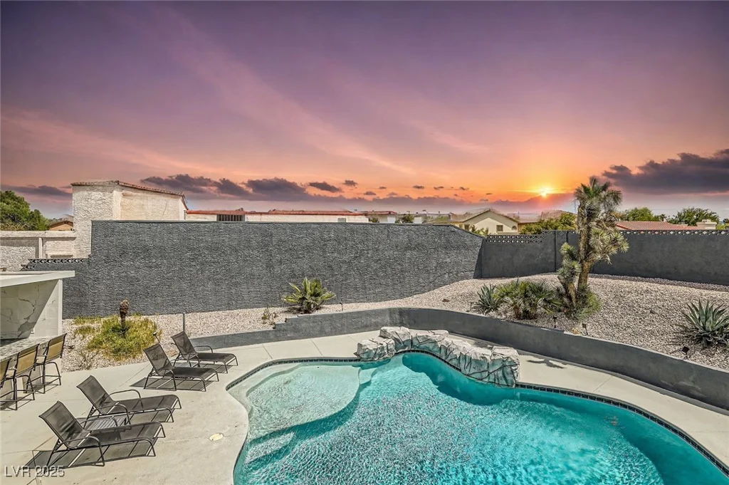 2520 Castlesands, Las Vegas, NV 89121