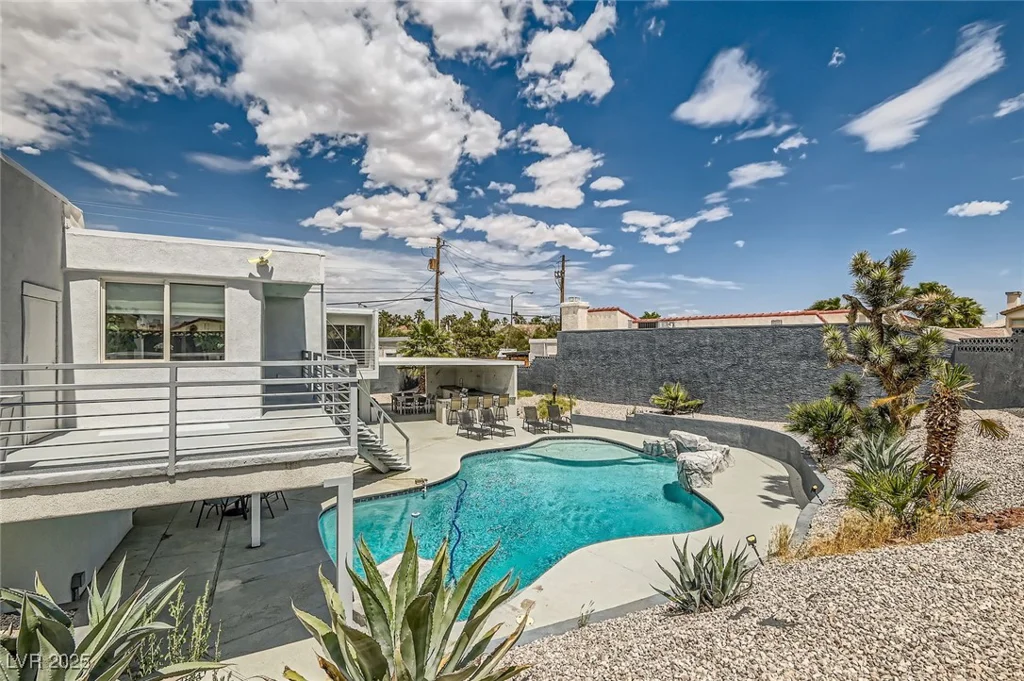 2520 Castlesands, Las Vegas, NV 89121