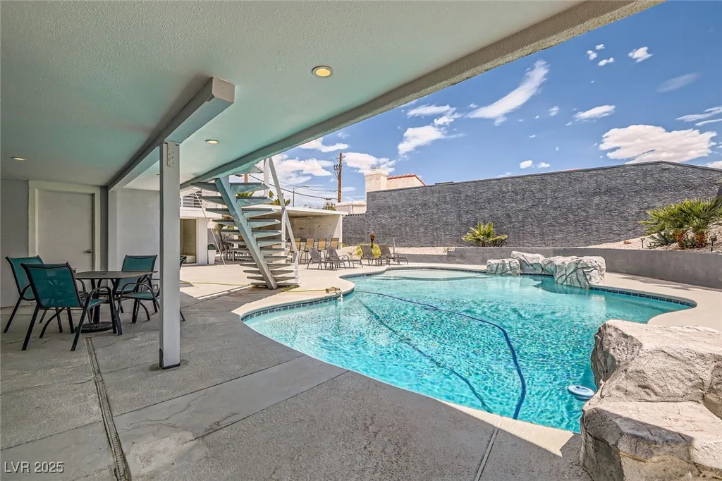 2520 Castlesands, Las Vegas, NV 89121