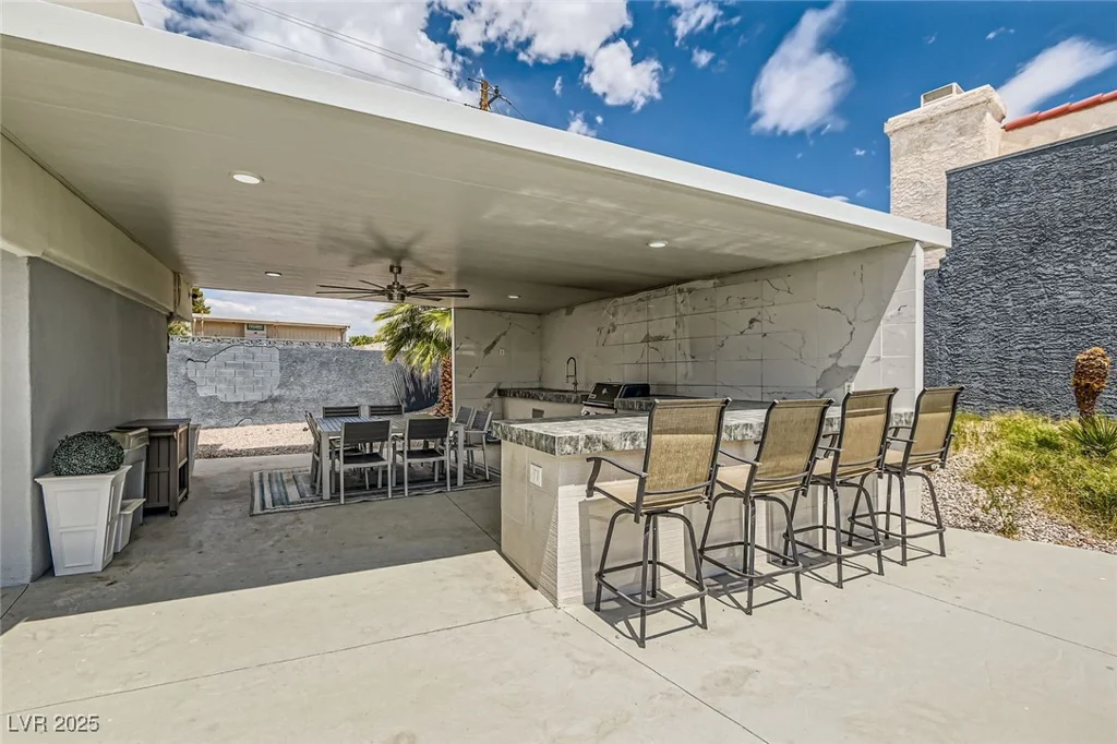 2520 Castlesands, Las Vegas, NV 89121