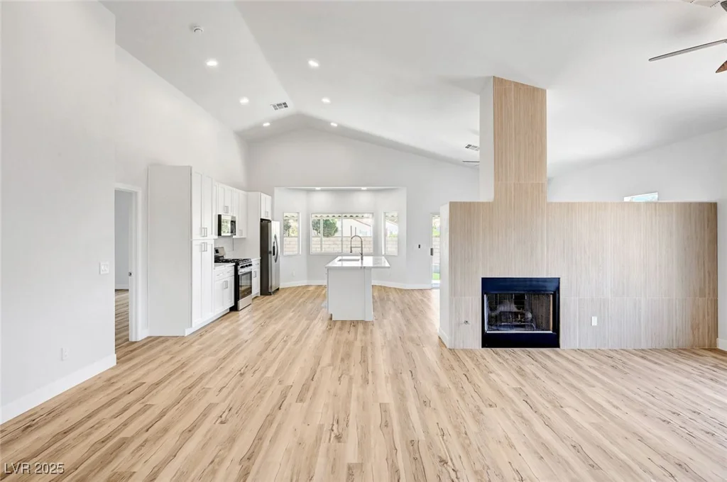 689 Hitchen Post, Henderson, NV 89011