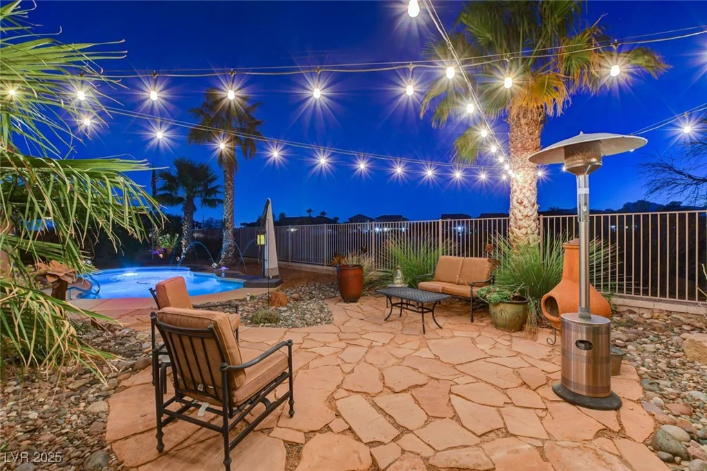 8113 Bay Colony, Las Vegas, NV 89131