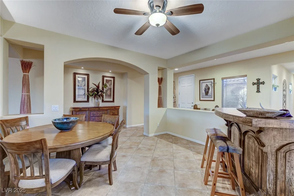 8113 Bay Colony, Las Vegas, NV 89131