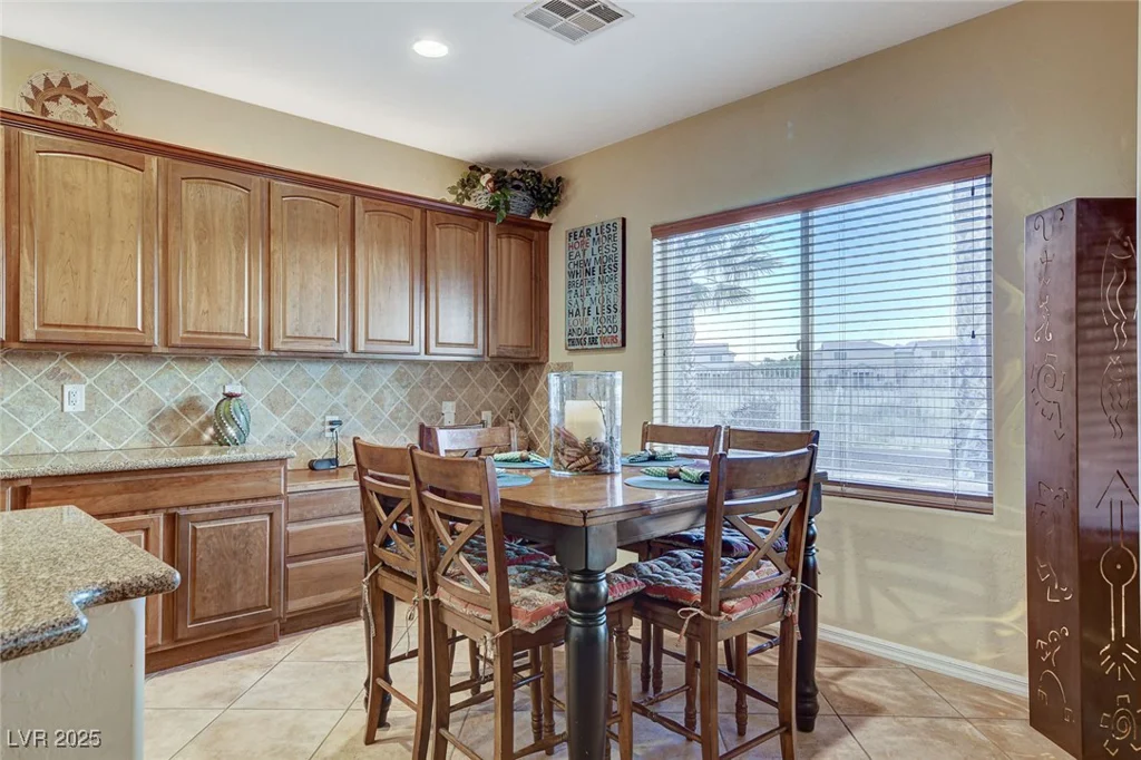 8113 Bay Colony, Las Vegas, NV 89131