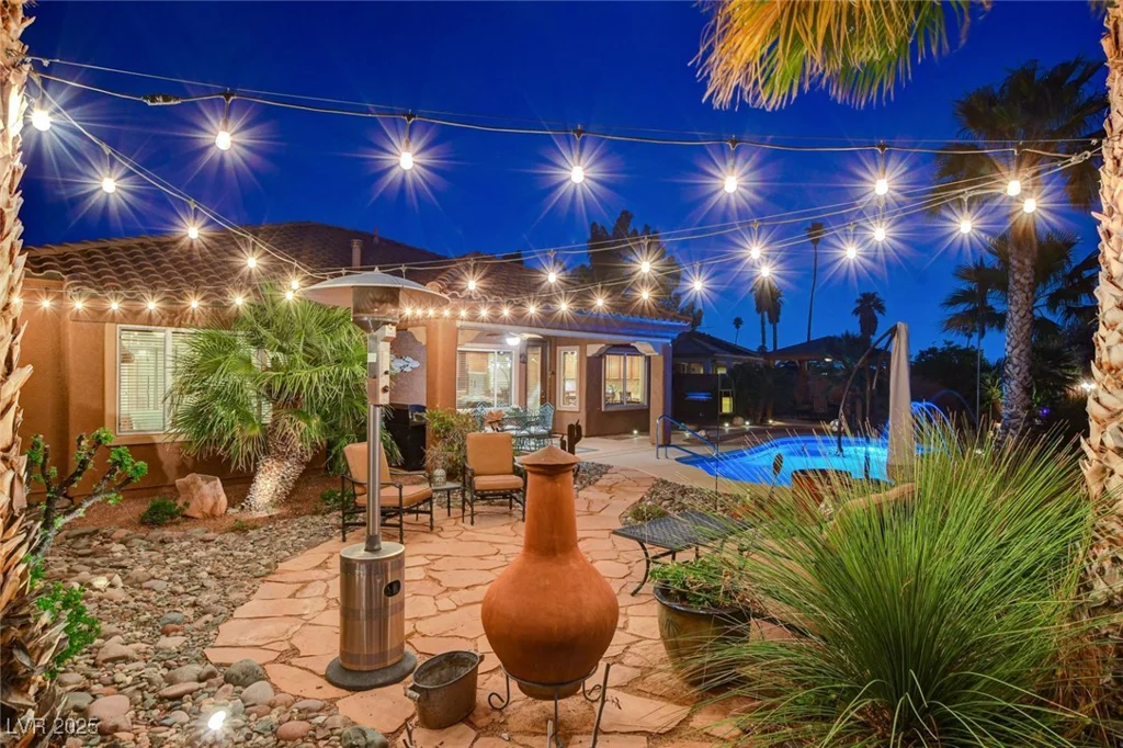 8113 Bay Colony, Las Vegas, NV 89131