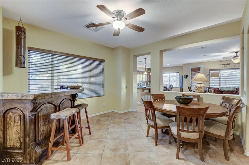 8113 Bay Colony, Las Vegas, NV 89131