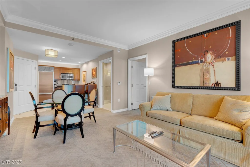 125 HARMON, Las Vegas, NV 89109