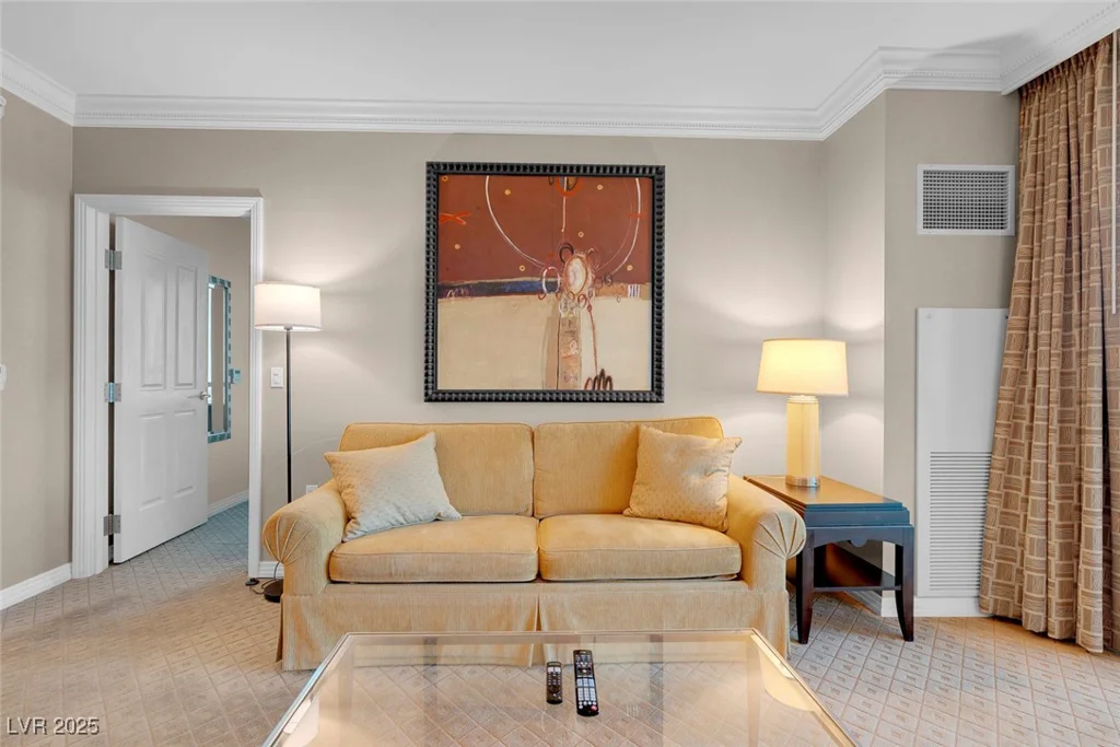 125 HARMON, Las Vegas, NV 89109