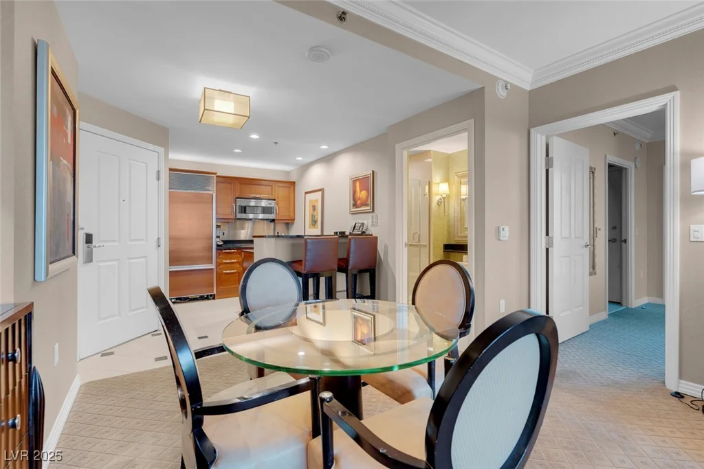 125 HARMON, Las Vegas, NV 89109