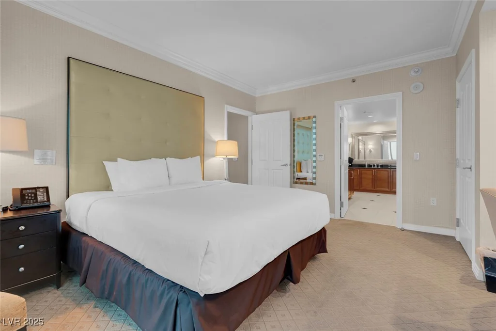125 HARMON, Las Vegas, NV 89109