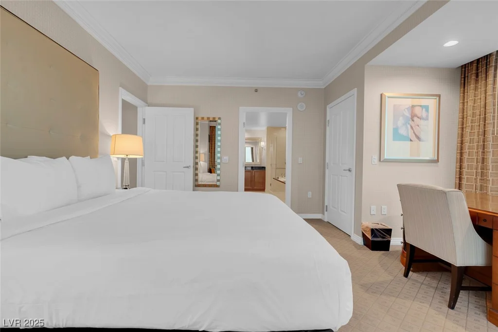 125 HARMON, Las Vegas, NV 89109