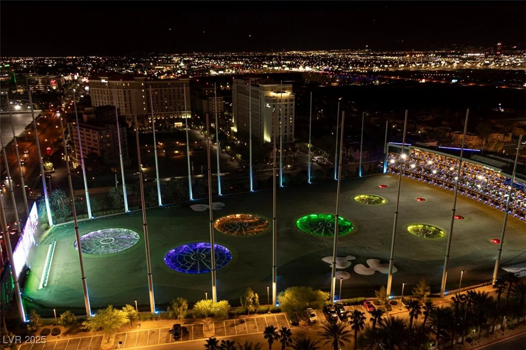 125 HARMON, Las Vegas, NV 89109