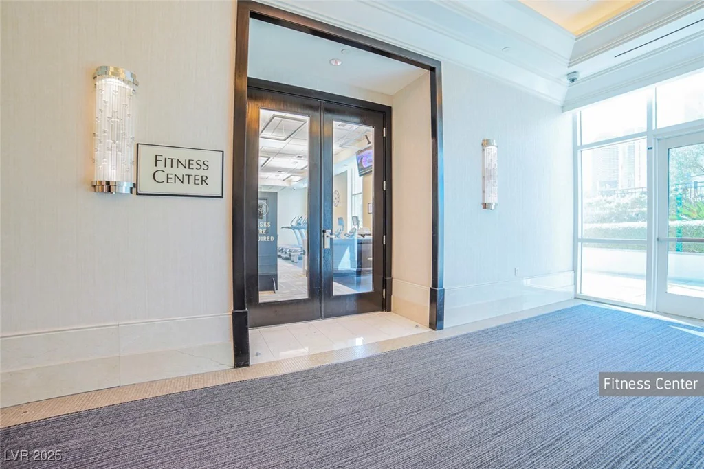 125 HARMON, Las Vegas, NV 89109