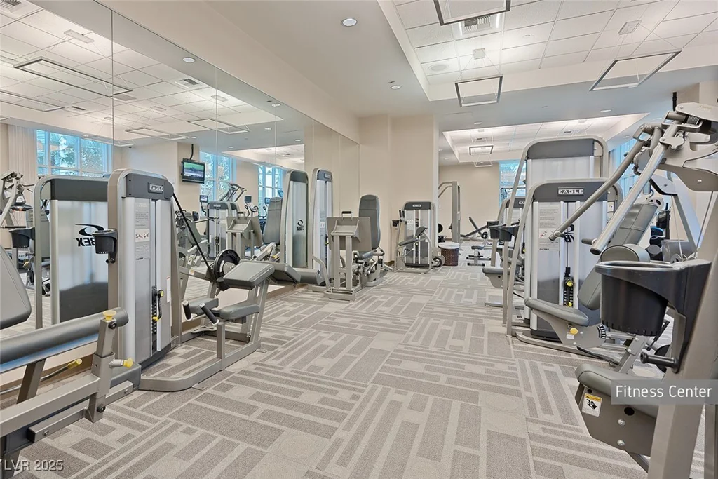 125 HARMON, Las Vegas, NV 89109